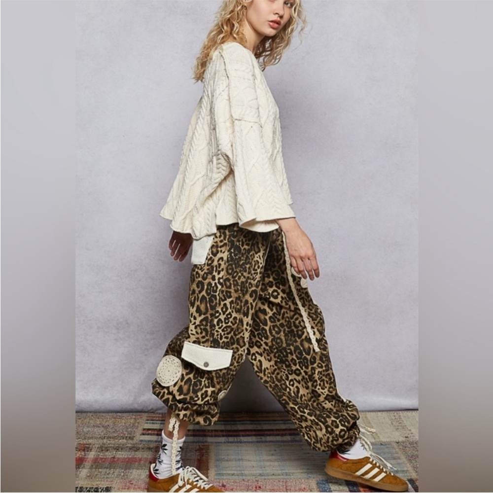 POL Leopard Print Pants - Picture 4 of 8
